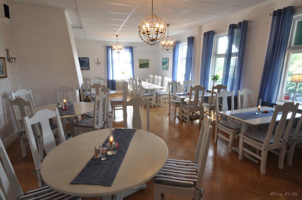 Pensionat Praestgarden Töreboda Esterno foto